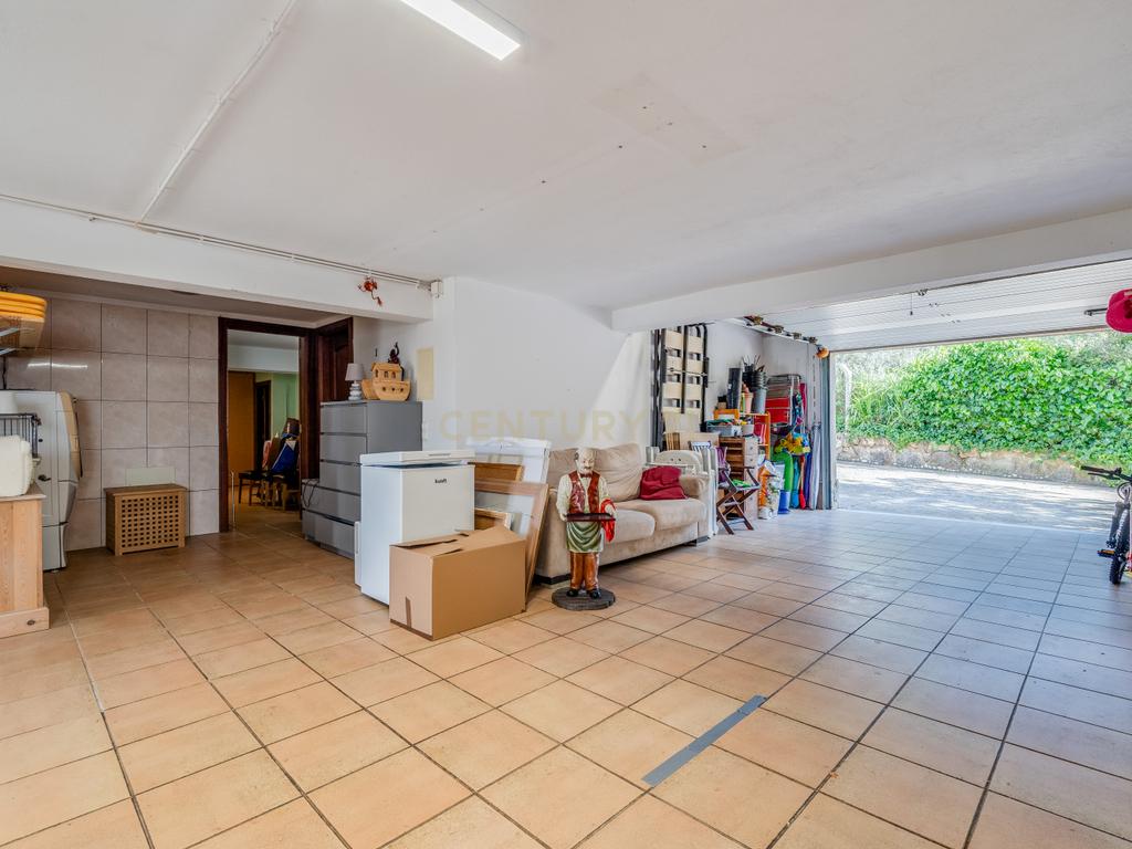 ESPETACULAR MORADIA COM PISCINA, GARAGEM, JARDIM E TERRENO - Image 54