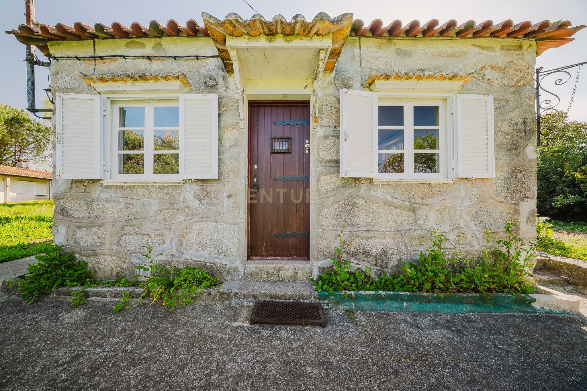 Propriedade Única com 2.400 m² na Maia — Grande Potencial de Rentabilidade - Image 3