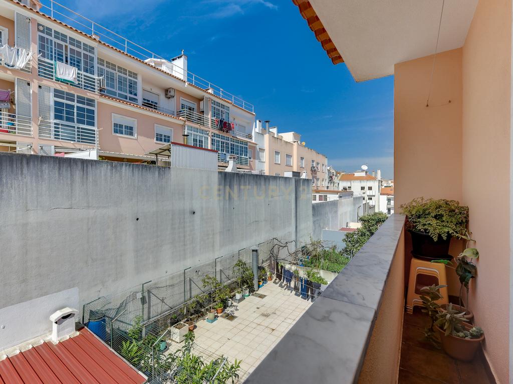 T3 na Amadora – Conforto, Espaço e Excelente Localização! - Image 21