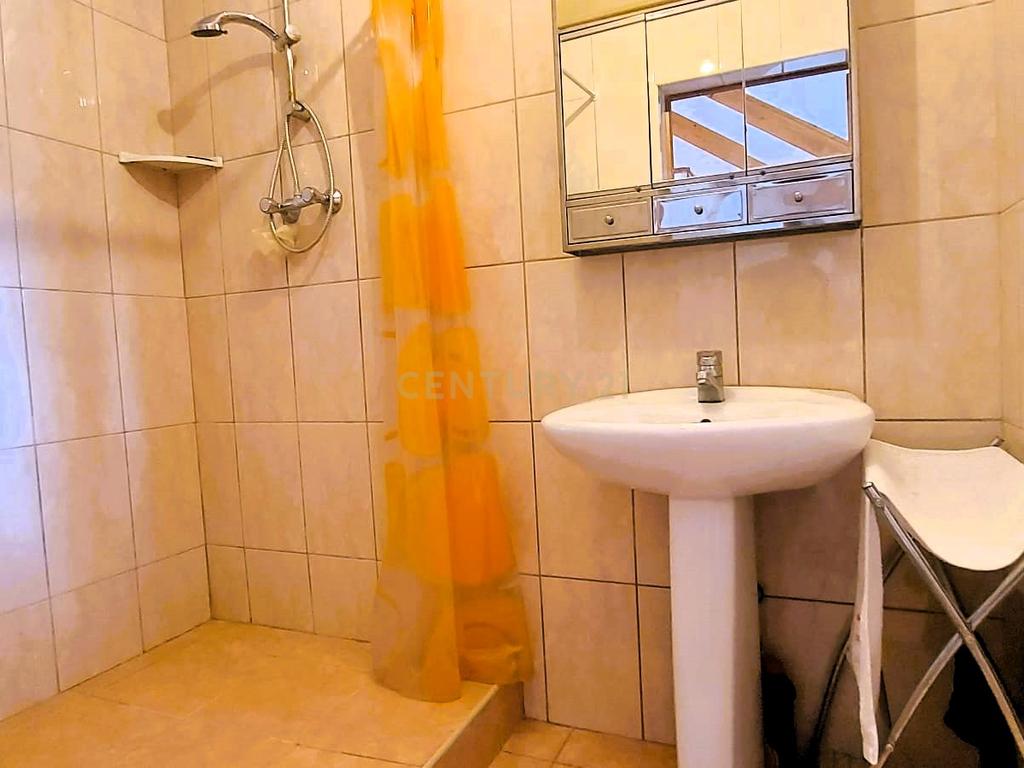 Moradia isolada com terreno - Image 21