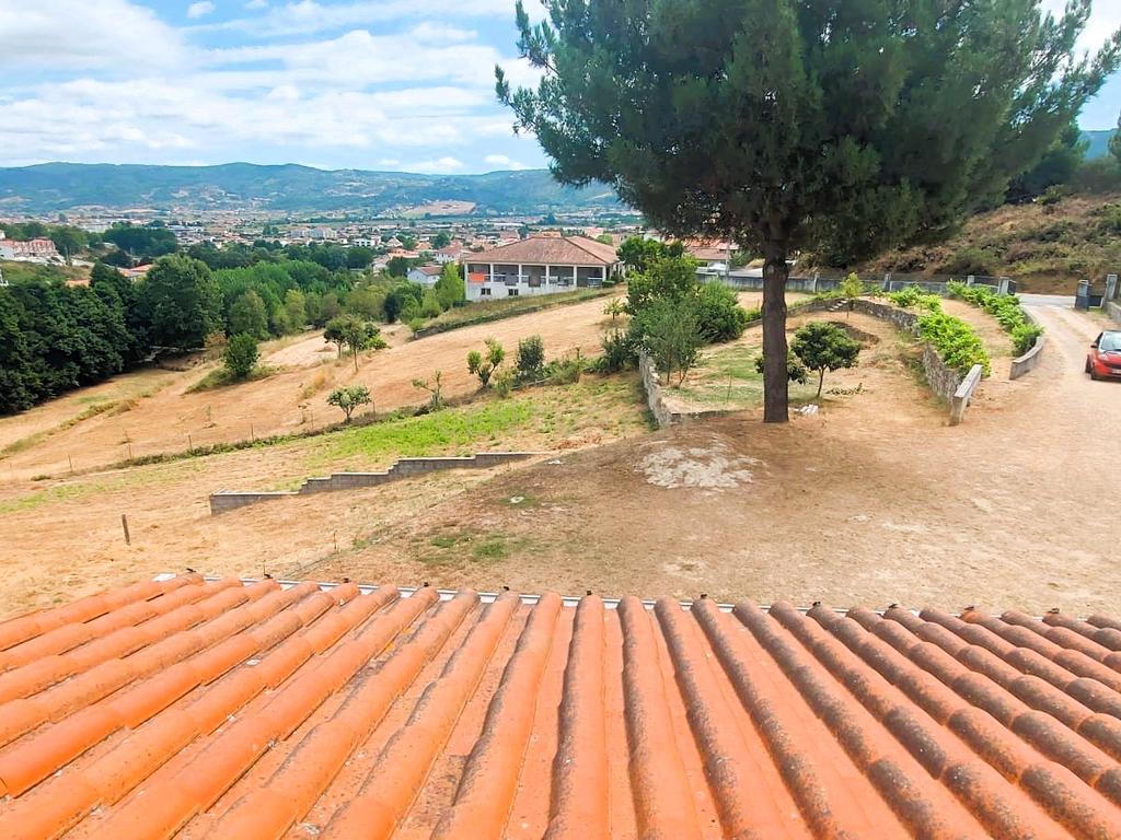 Moradia isolada com terreno - Image 19