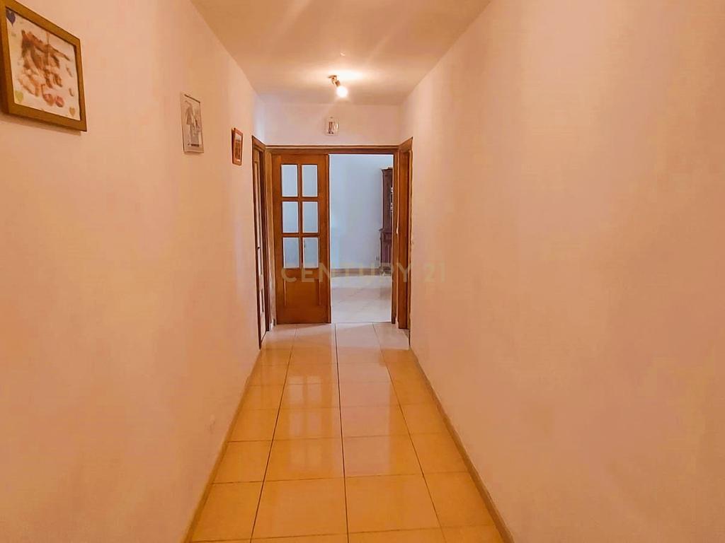 Moradia isolada com terreno - Image 2