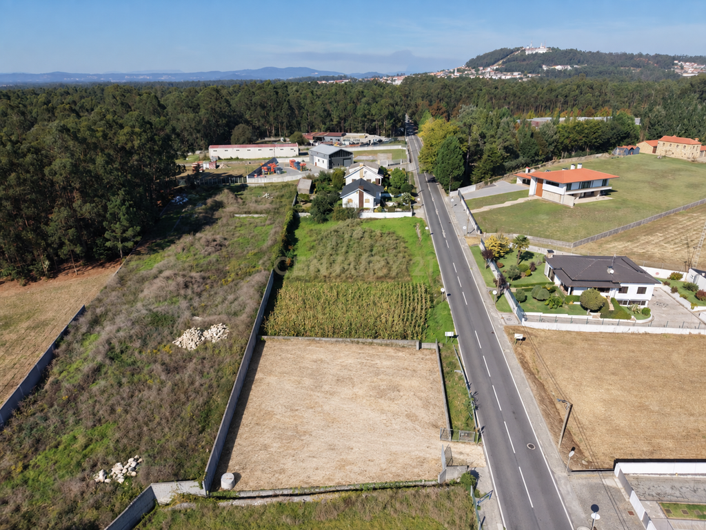 Terreno para construção em Póvoa de Varzim com Poço e Árvores de Fruto - Image 7