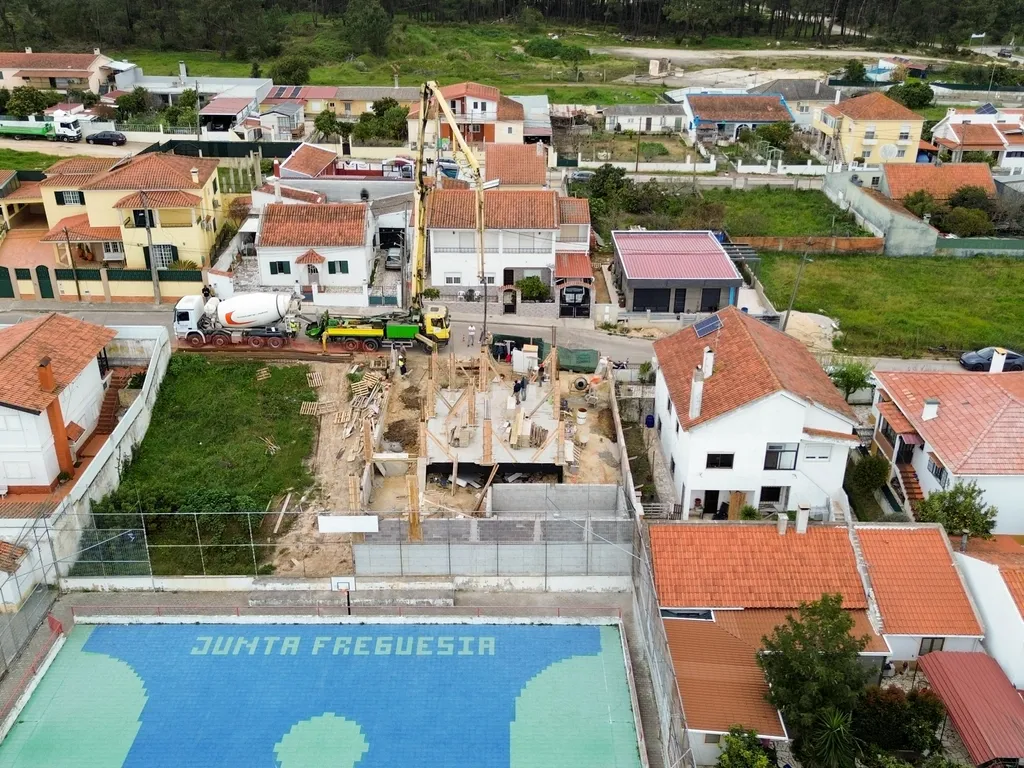 Moradia Nova em Construção – Fernão Ferro - Image 47