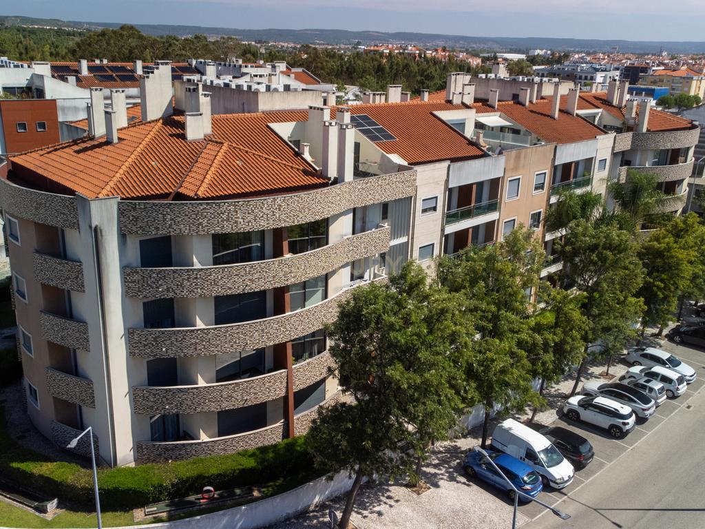 Moderno Apartamento T3 Condomínio Fechado, em Nossa Senhora de Fátima, Entroncamento - Image 122