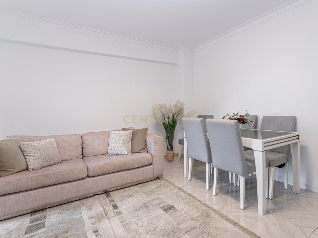 Apartamento T2+1  – Como Novo – Rinchoa, Rio de Mouro - Image 5
