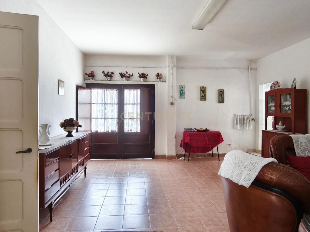 Moradia T4 em Torres Vedras em lote de 625m2 - Image 24