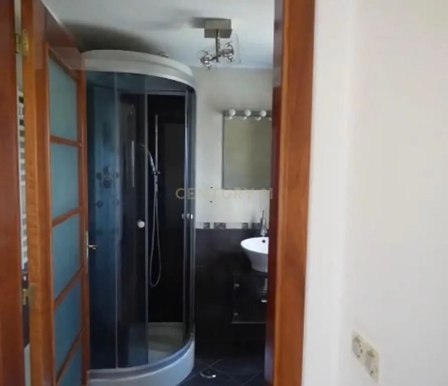 Casa T5 em Sesimbra, Setúbal com Piscina e Jardim Privado - Image 16