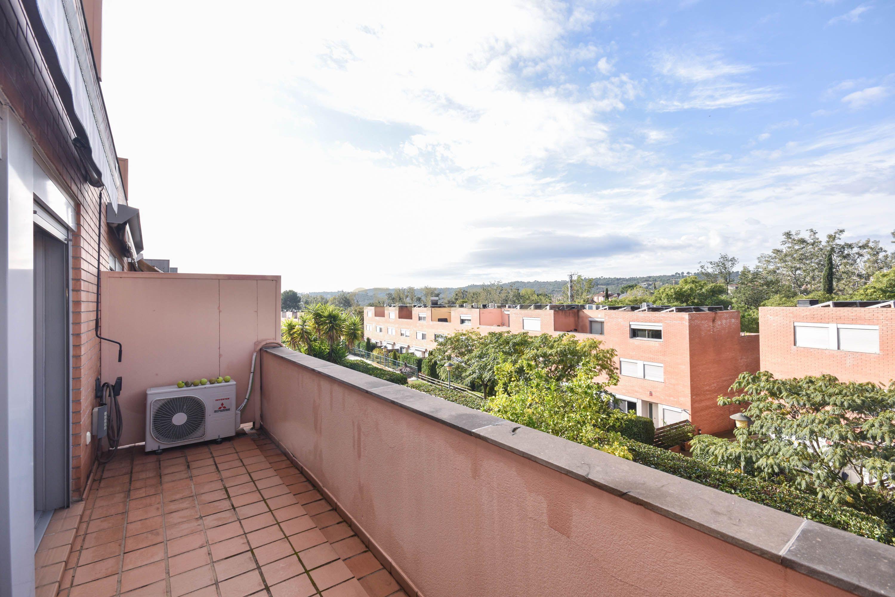 Casa Moderna em Barcelona com Jardim e Piscina Comum - Image 23