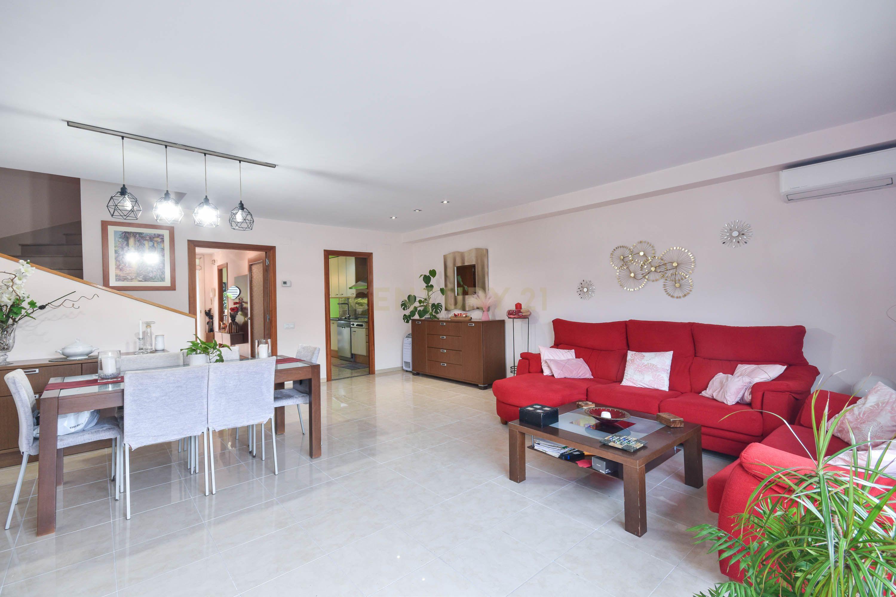 Casa Moderna em Barcelona com Jardim e Piscina Comum - Image 39