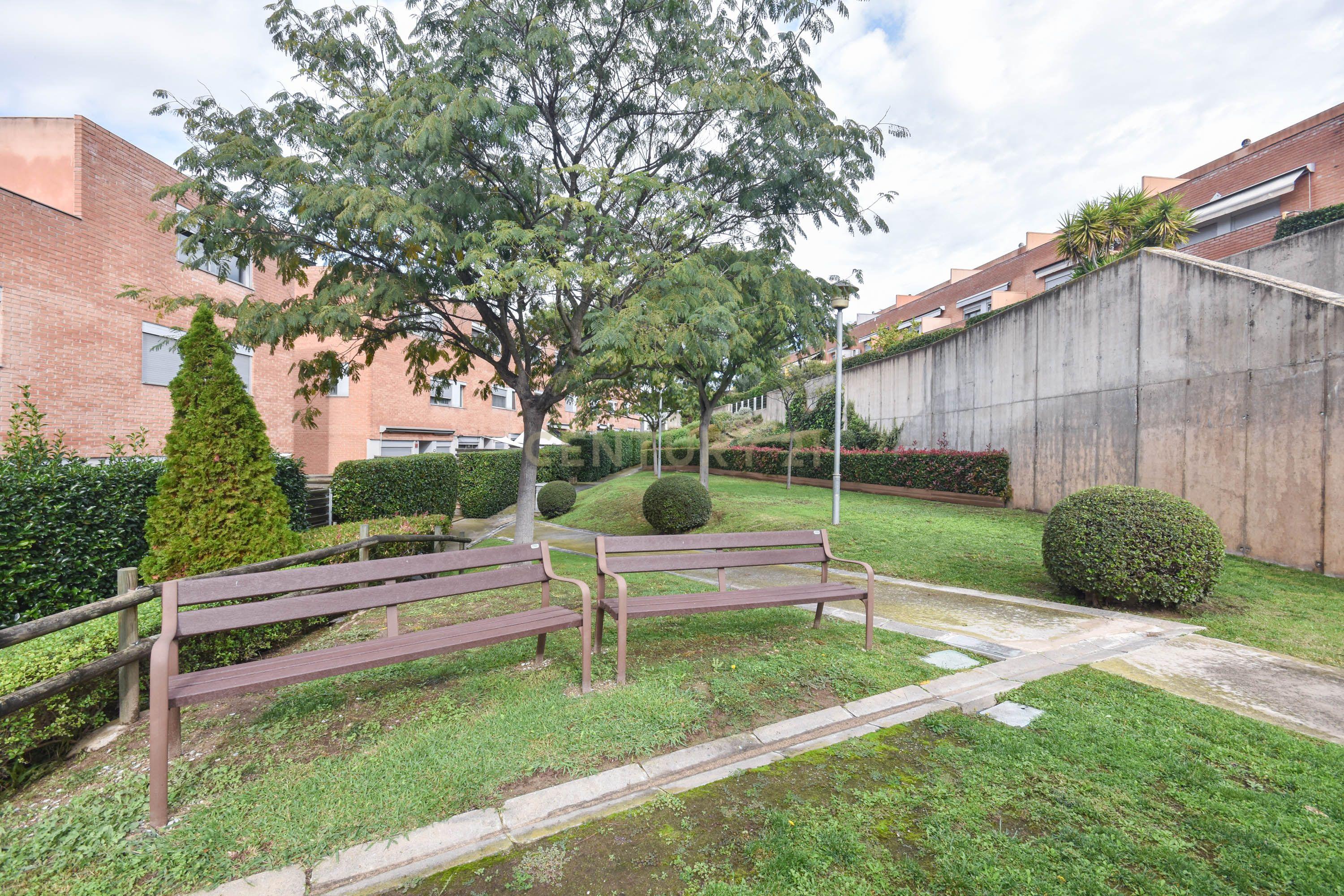 Casa Moderna em Barcelona com Jardim e Piscina Comum - Image 49