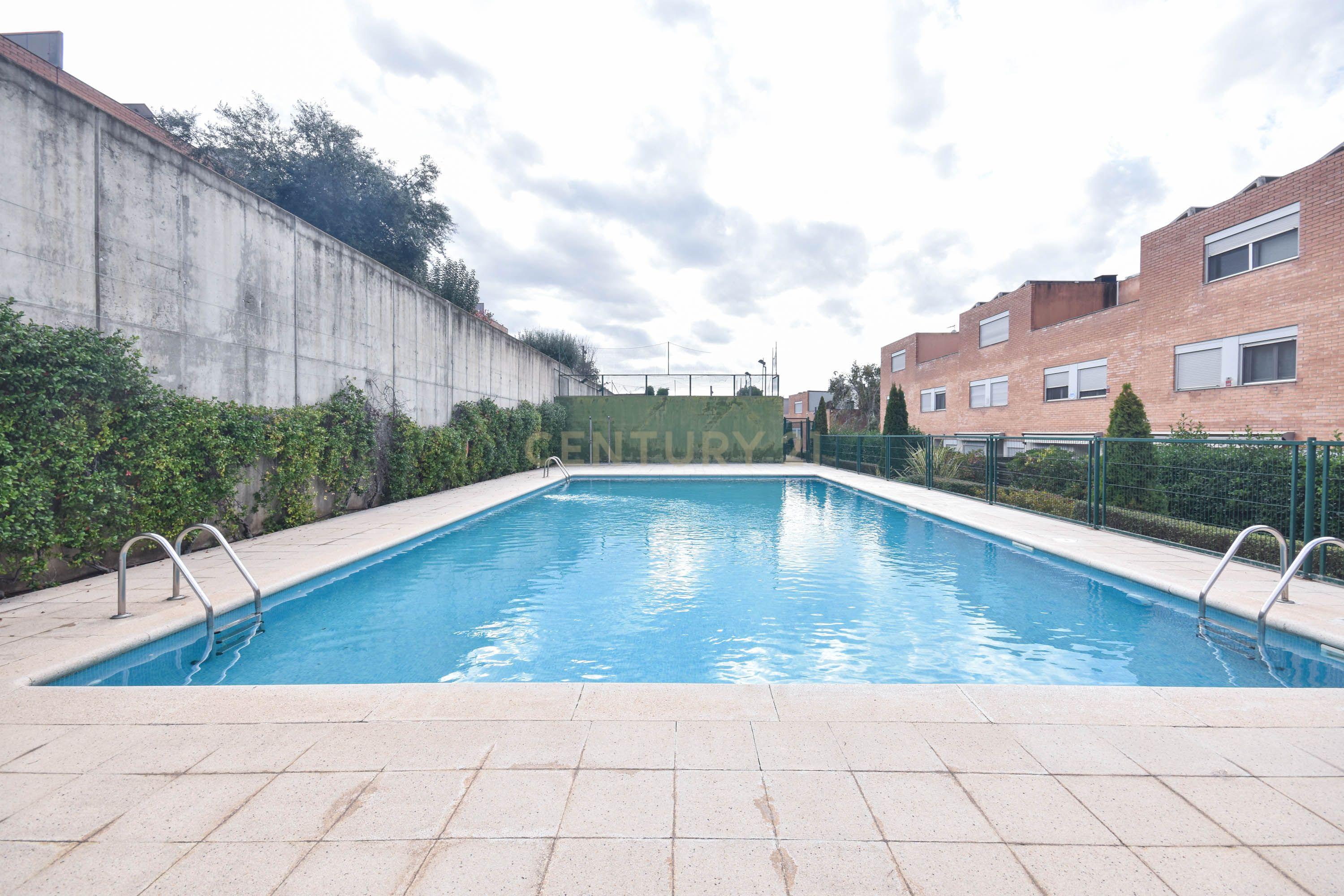 Casa Moderna em Barcelona com Jardim e Piscina Comum - Image 50