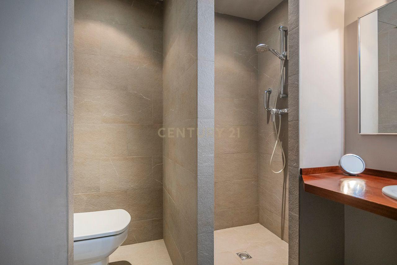 undefined - Image 42