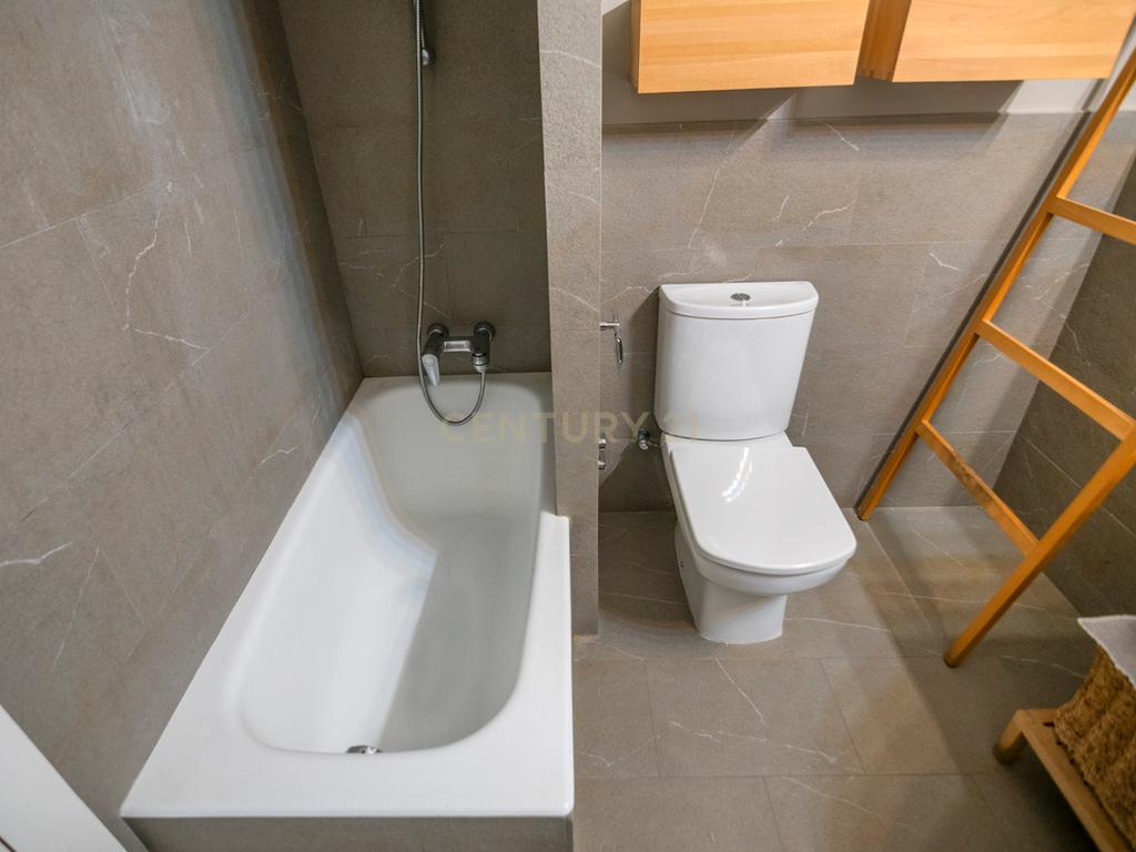 undefined - Image 43
