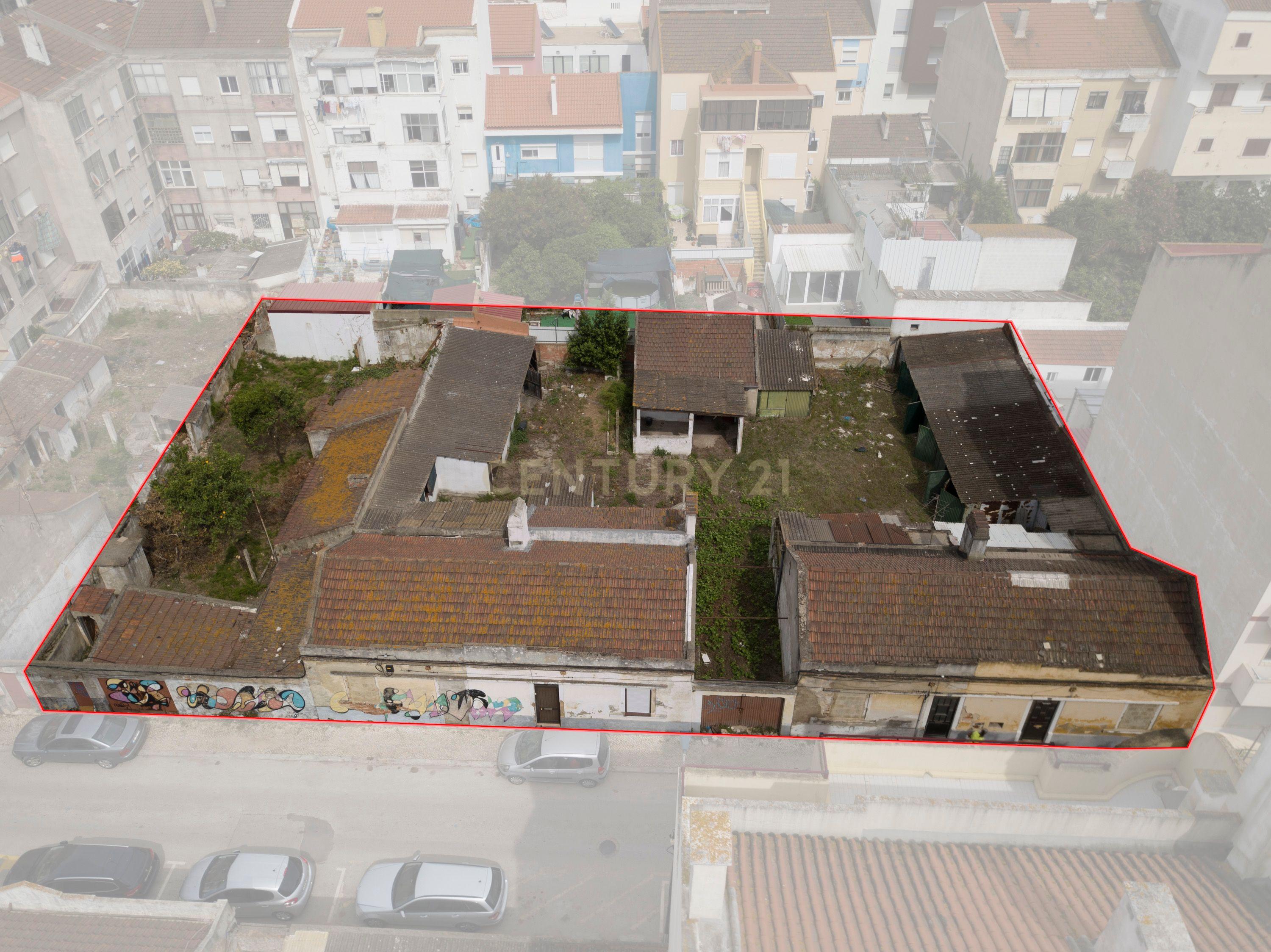 OPORTUNIDADE - BARREIRO CENTRO | PROJETO APROVADO PARA 13 APARTAMENTOS - Image 5