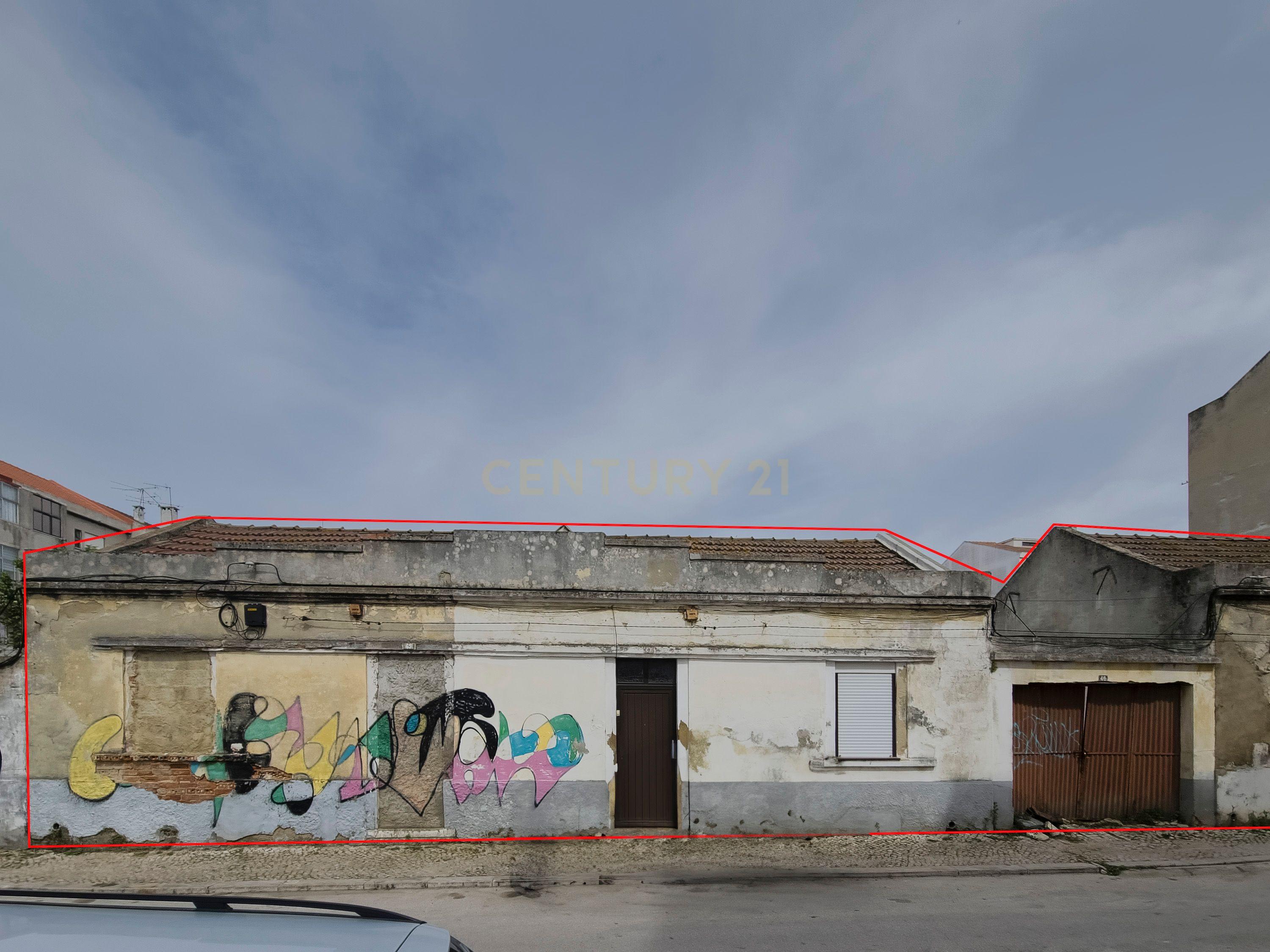 OPORTUNIDADE - BARREIRO CENTRO | PROJETO APROVADO PARA 13 APARTAMENTOS - Image 13