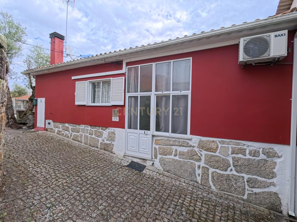 Moradia térrea T1+1 em Rebordinho, São João de Lourosa-Viseu - Image 10