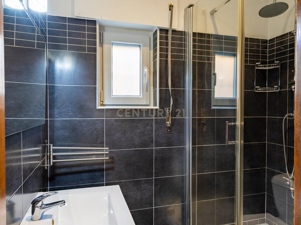 🏡 Moradia Isolada com piscina – Quinta do Conde - Image 14