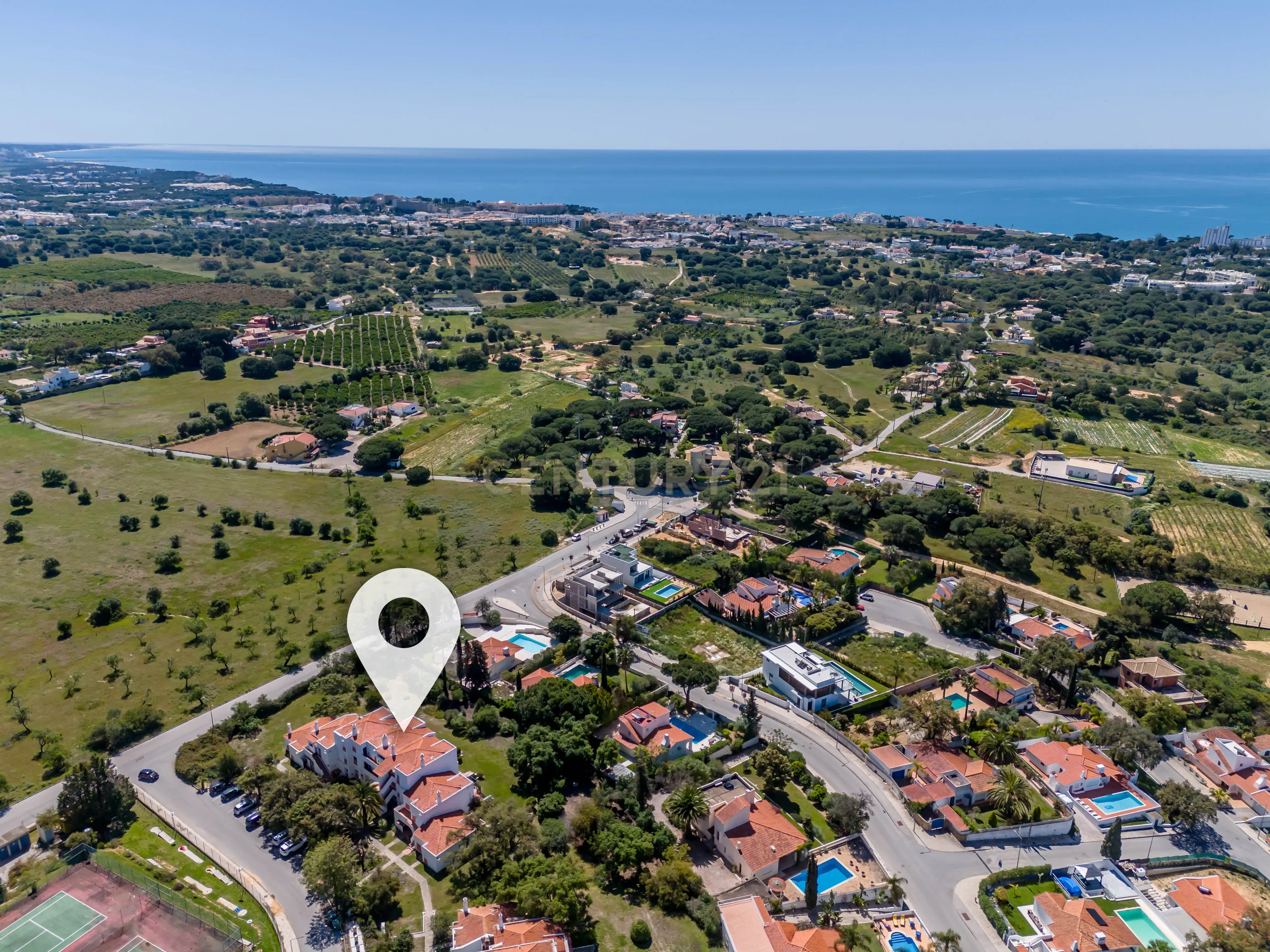 Apartamento T3 com terraço - Albufeira e Olhos de Água - Image 3