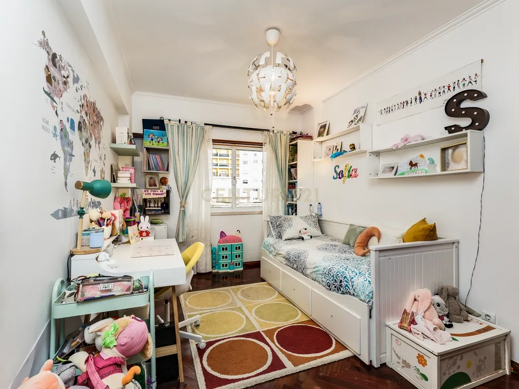 UMA CASA DE SONHO - T4 em Queluz - Image 12