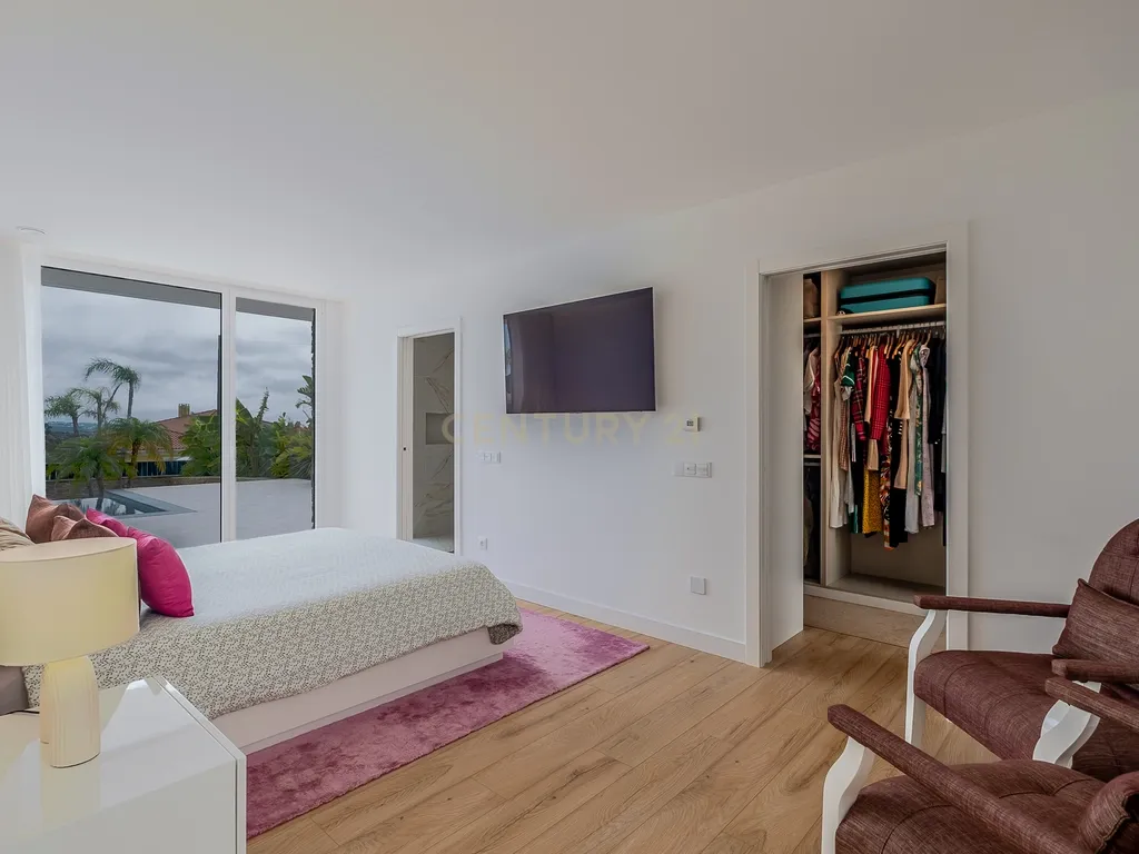 Villa Grata, uma moradia térrea de luxo e conforto únicos ! - Image 41