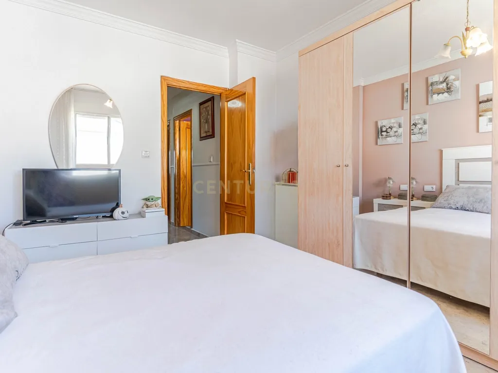 Casa em Cúllar Vega, Granada - Oportunidade Quase Nova - Image 22