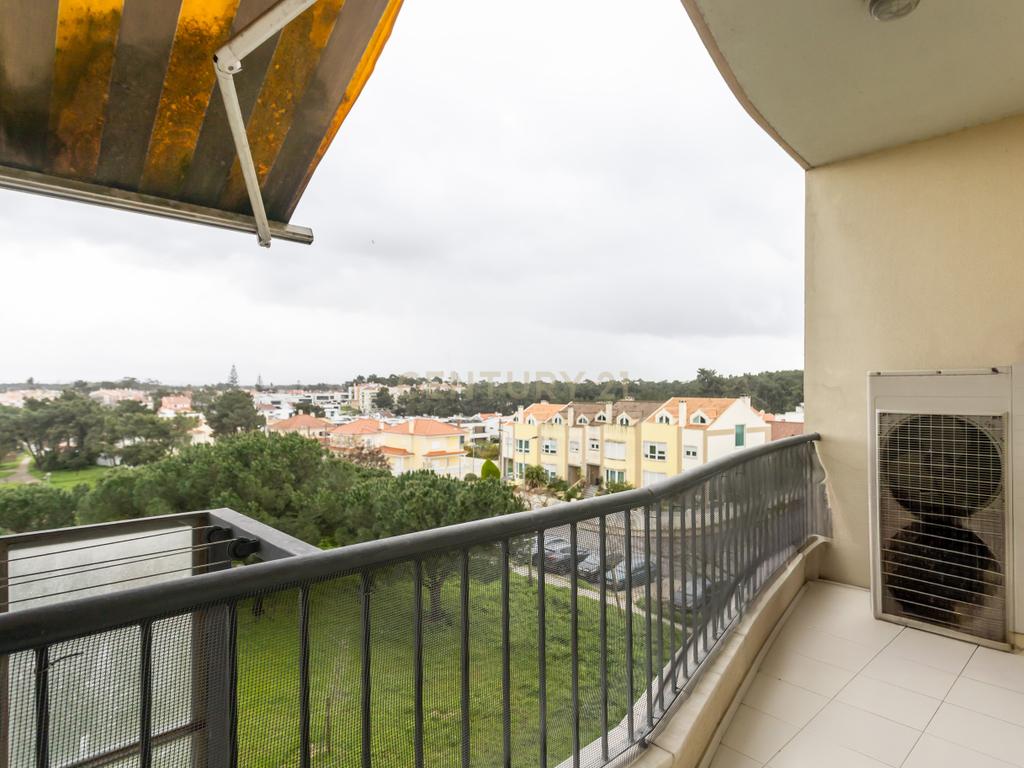 T3+2 268 m2, c/ Elevador e Garagem - Image 9