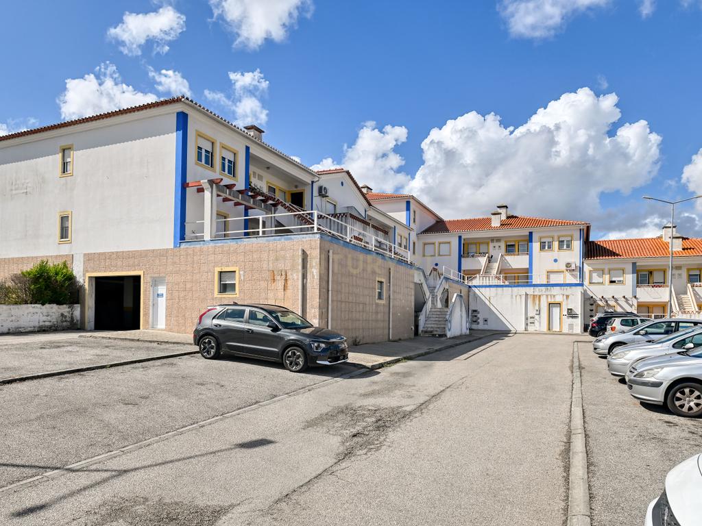Apartamento T2 em Milharado, com terraço e parquemento - Image 20