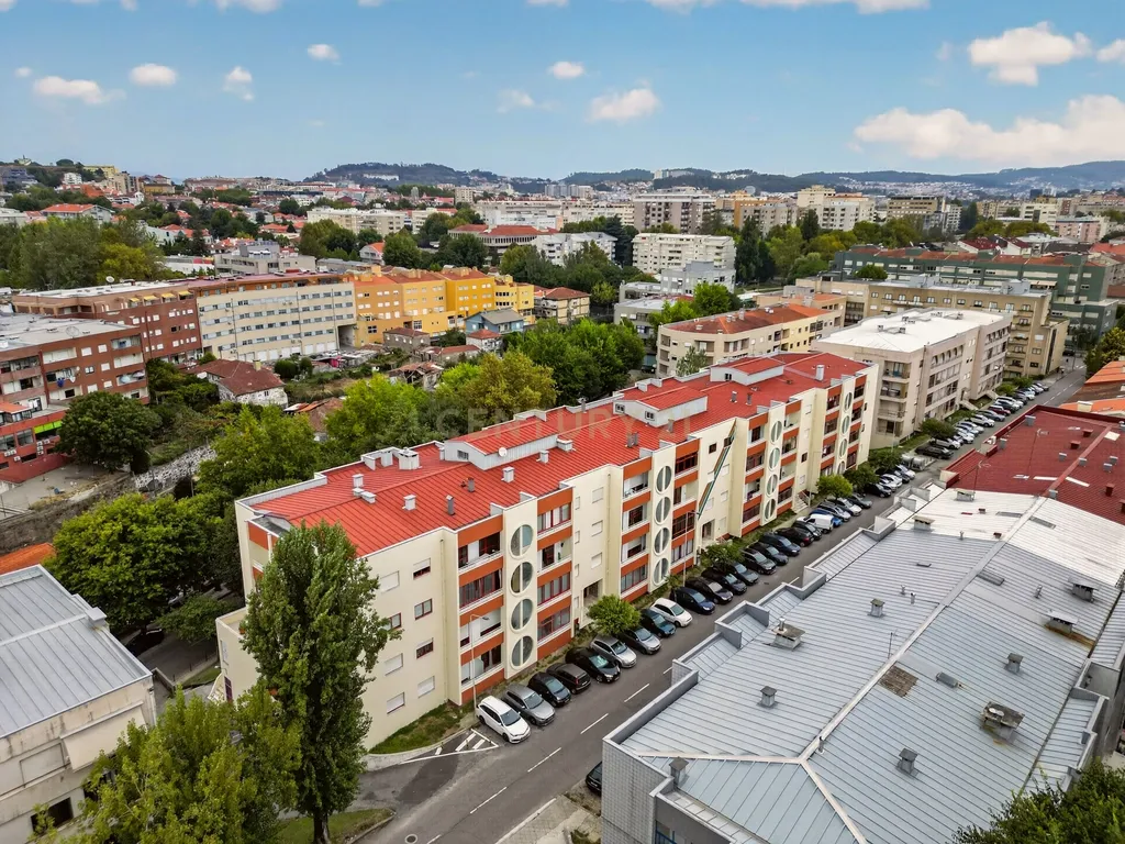 Apartamentos arrendados com 7,5% rentabilidade - Image 31