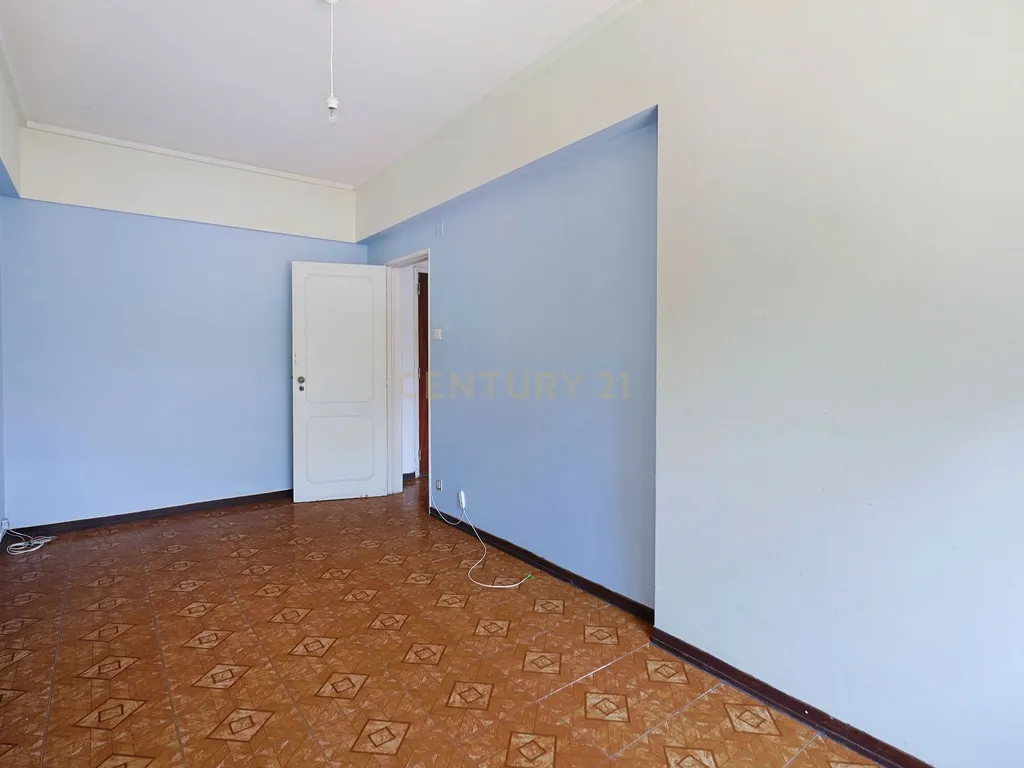 Apartamento T2 - Torre Da Marinha/Seixal - Image 8