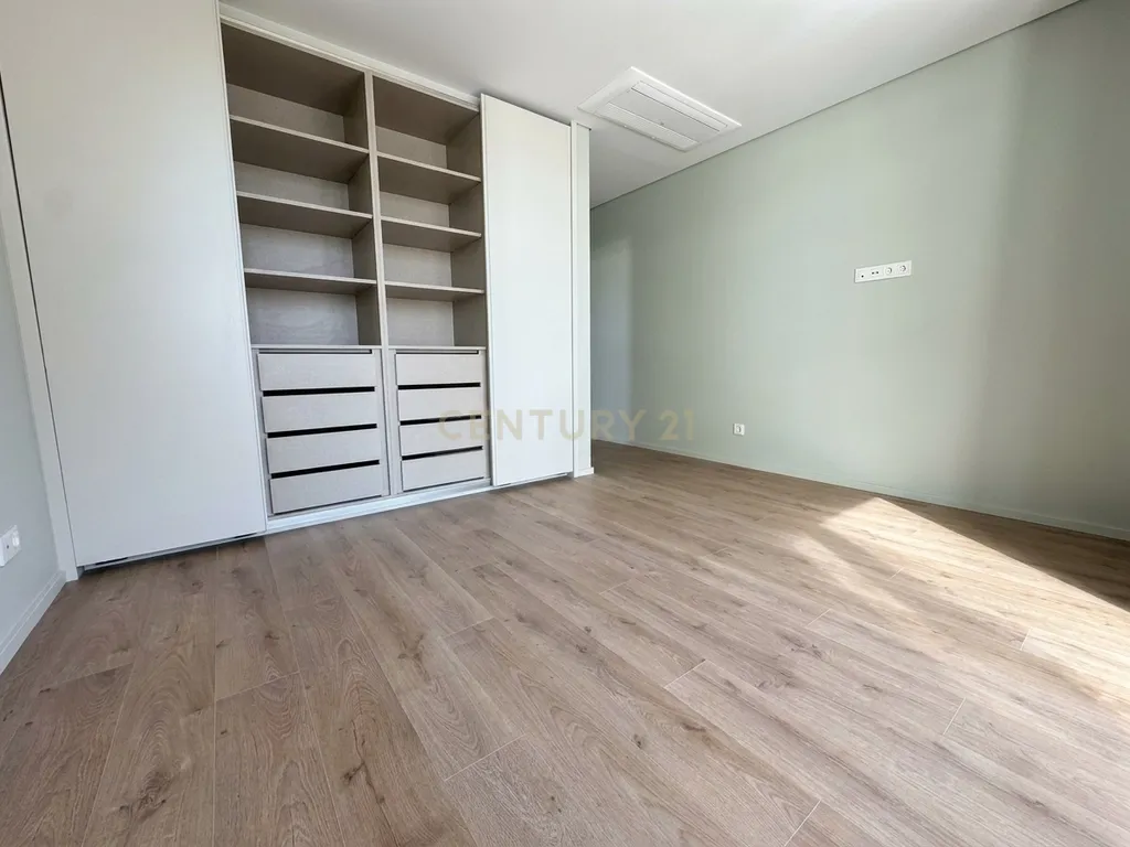 Apartamento Novo em Algés, Oeiras com Vista para a Cidade - Image 22