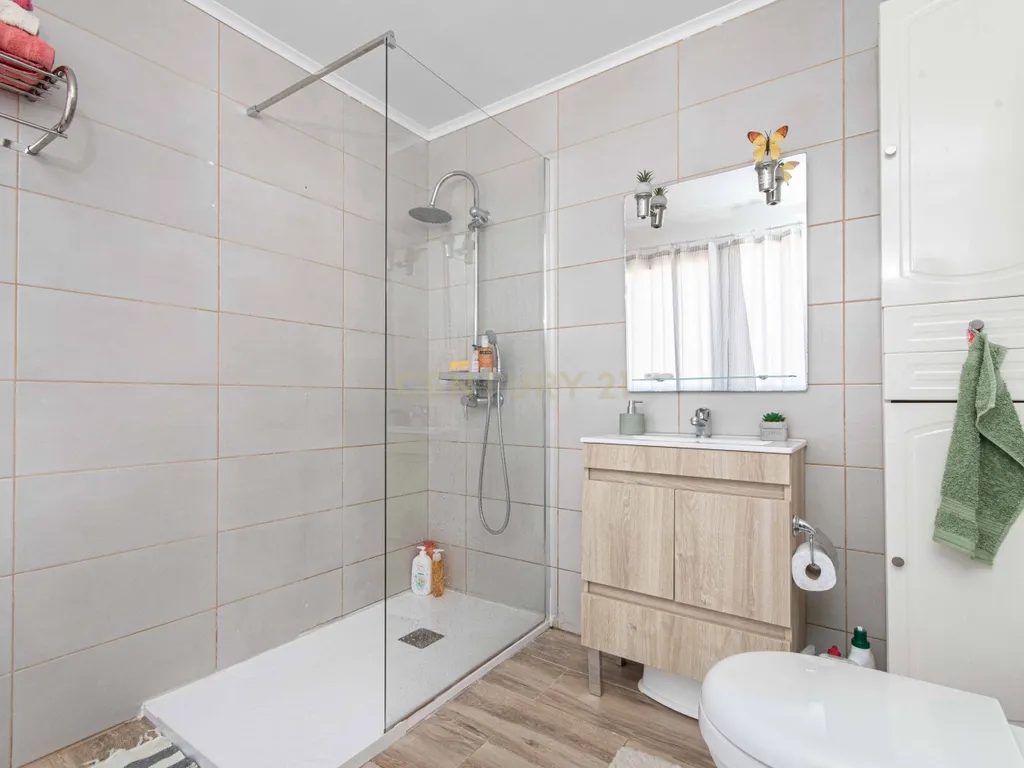 Moradia Exclusiva para Investimento em Quinta do Anjo, Palmela - Image 93