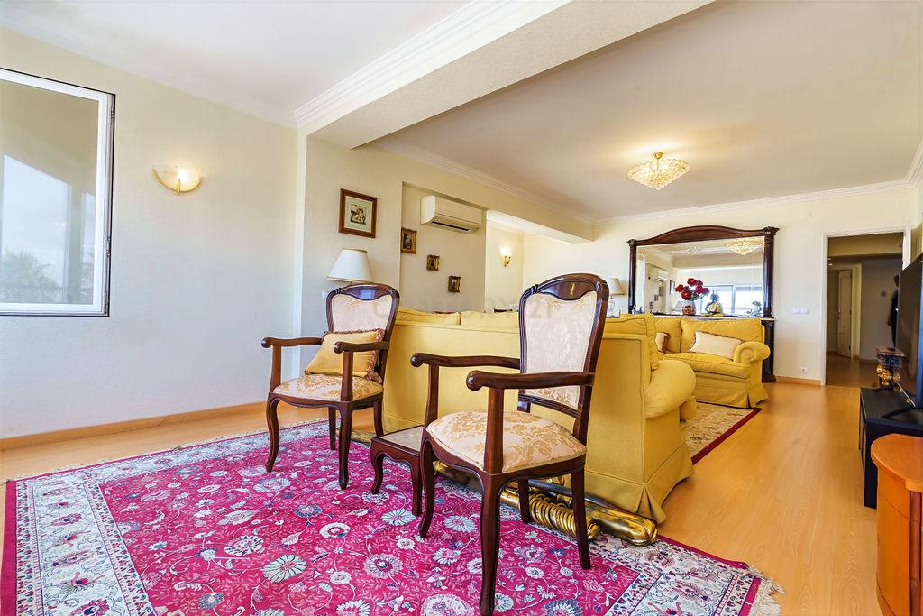 Apartamento T2, Costa da Caparica, 1ª linha de praia - Image 12