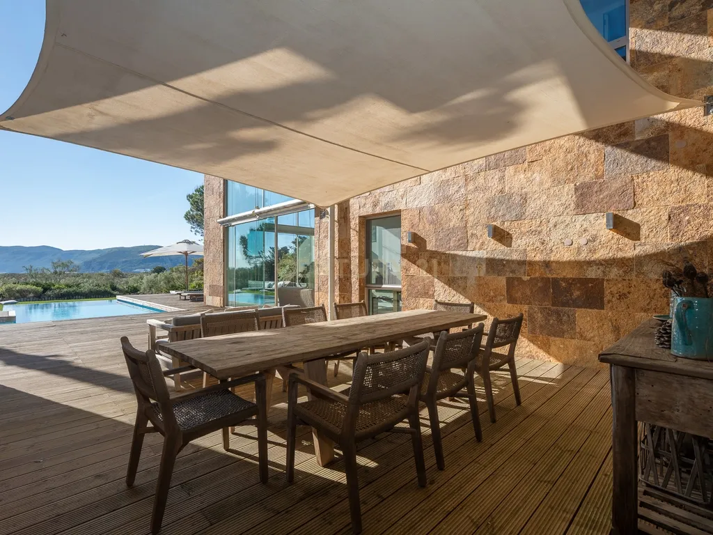 Moradia Exclusiva em Primeira Linha de Mar com Piscina Infinita / Tróia-Carvalhal - Image 74