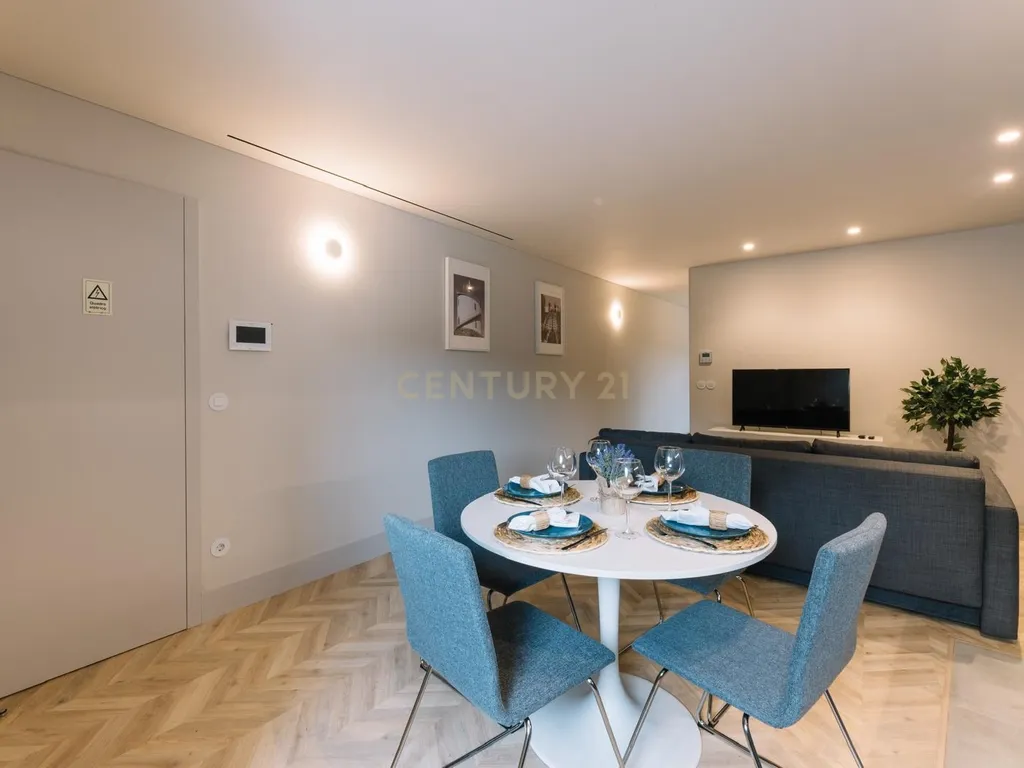 Apartamento T1 Mobilado e Equipado - Image 10