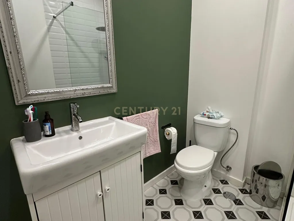 Apartamento T2 em Damaia de Cima - Image 5