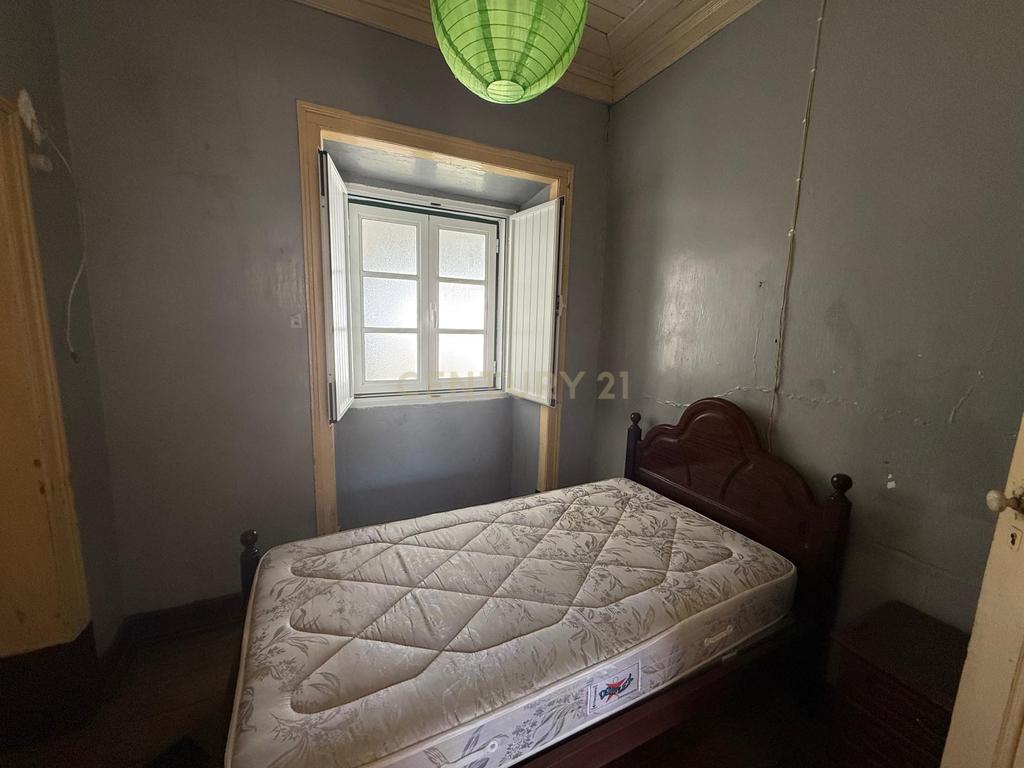 Moradia T9 com 3 pisos em Sardoal – Excelente Oportunidade de Investimento - Image 27