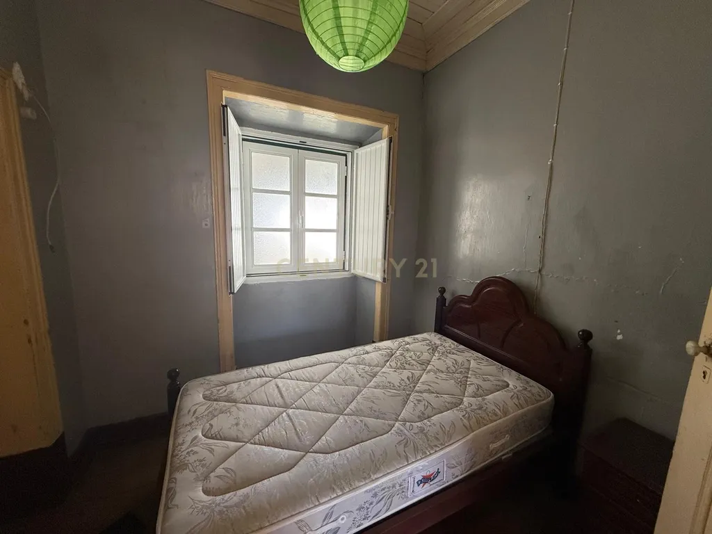 Moradia T9 com 3 pisos em Sardoal – Excelente Oportunidade de Investimento - Image 27