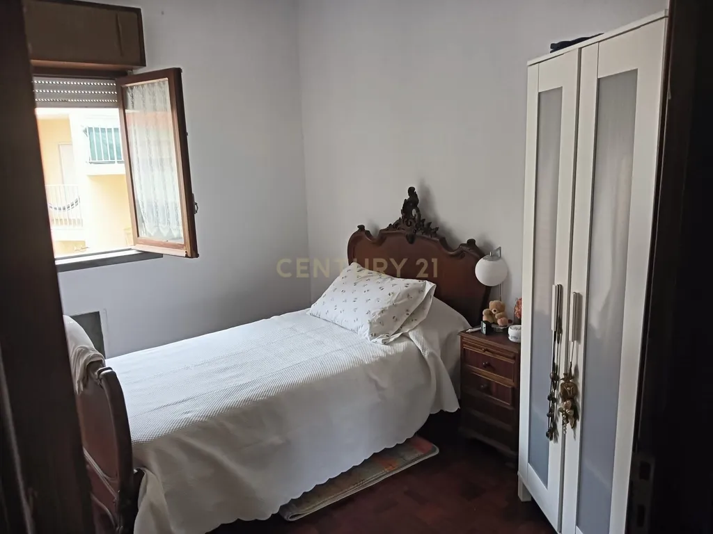 Apartamento T2 à Rendar - Vista Mar na Parede - Image 14