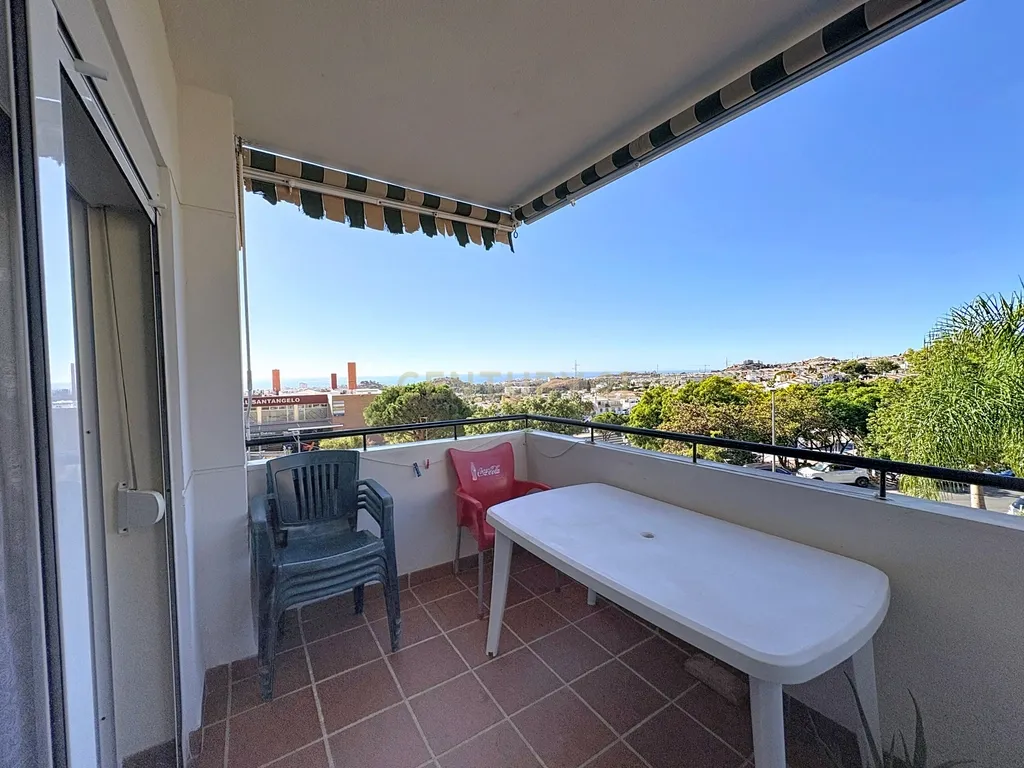 Apartamento com Vista Mar em Benalmádena, Málaga - Image 24