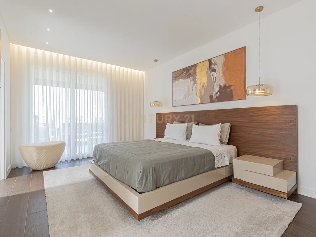 Moradia T4 de luxo, lote de gaveto 805m2, com cave e piscina. - Image 29