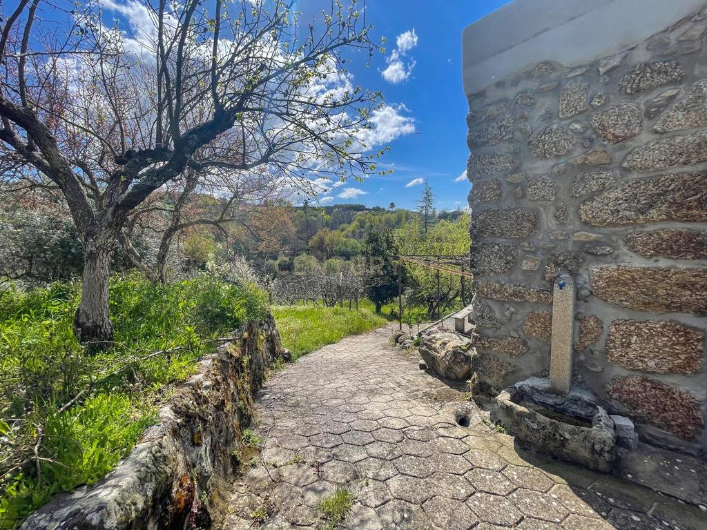 Quinta de Santa Guilha | Tradição, Natureza e Charme em Gouveia - Image 14