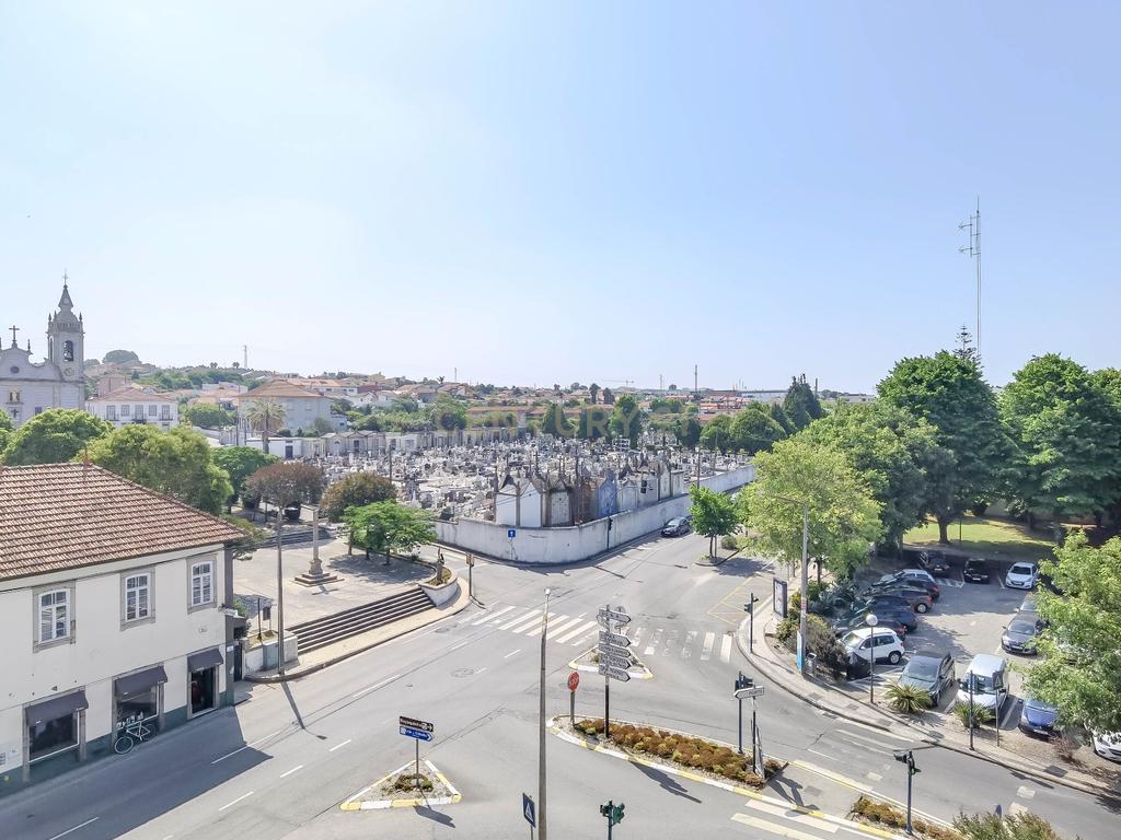 Apartamento T1 totalmente renovado em Esmoriz, Aveiro - Excelente Localização - Image 14
