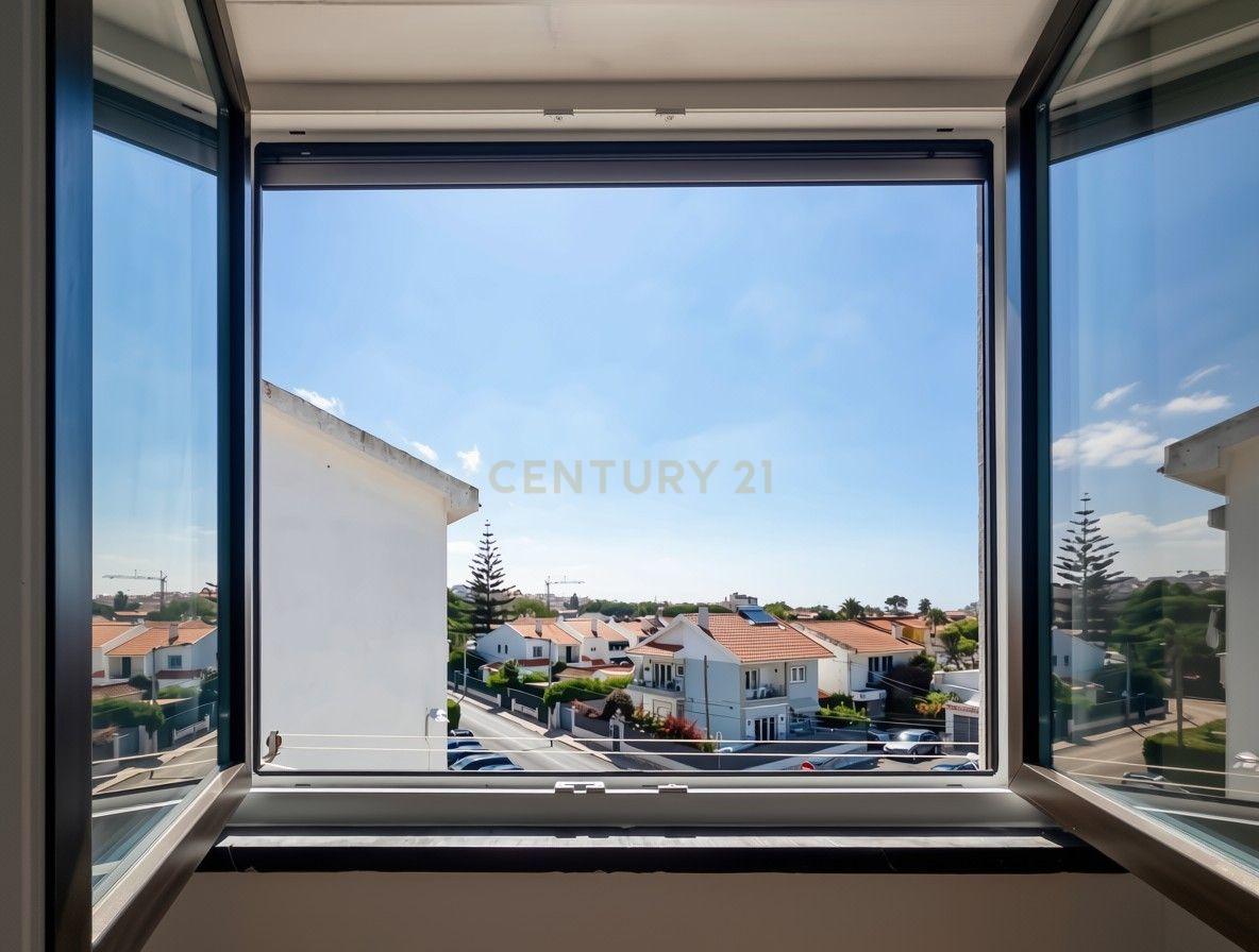 Fotografia 9 de T1 em São Pedro do Estoril | Vista de Mar | 400m da Marginal