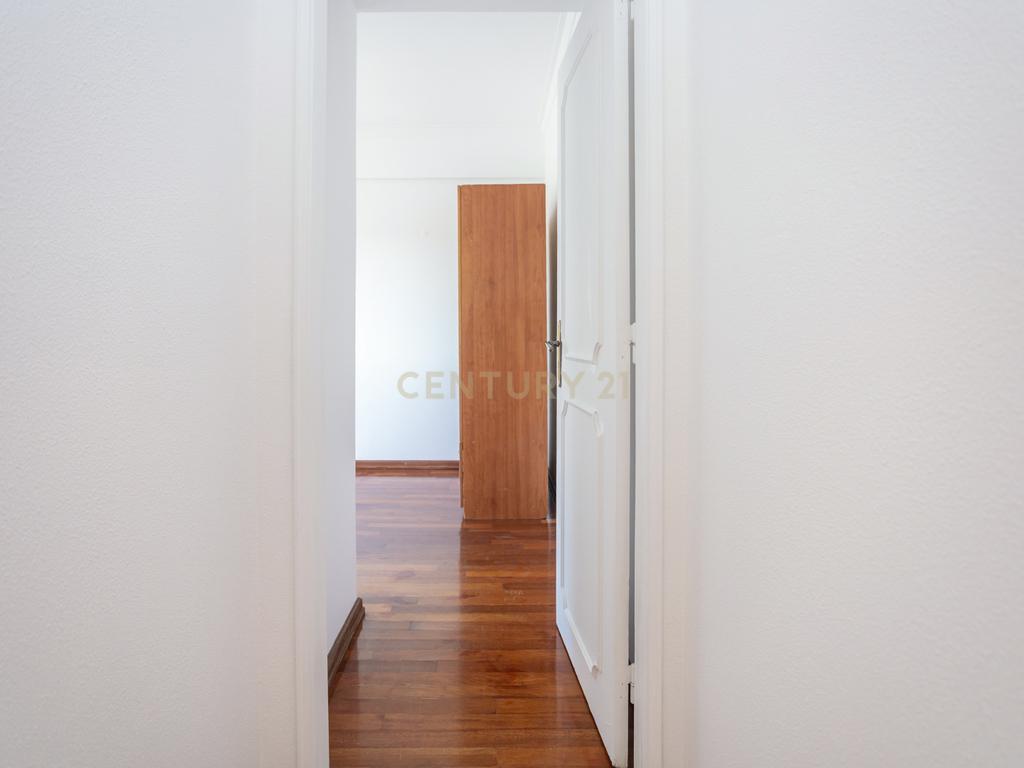 Apartamento T3 em Almada com Excelente Localização - Image 53
