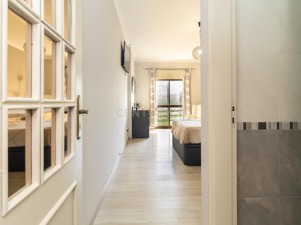 Viva com conforto no coração de Setúbal – Excelente Apartamento T3 nos Pinheirinhos - Image 27