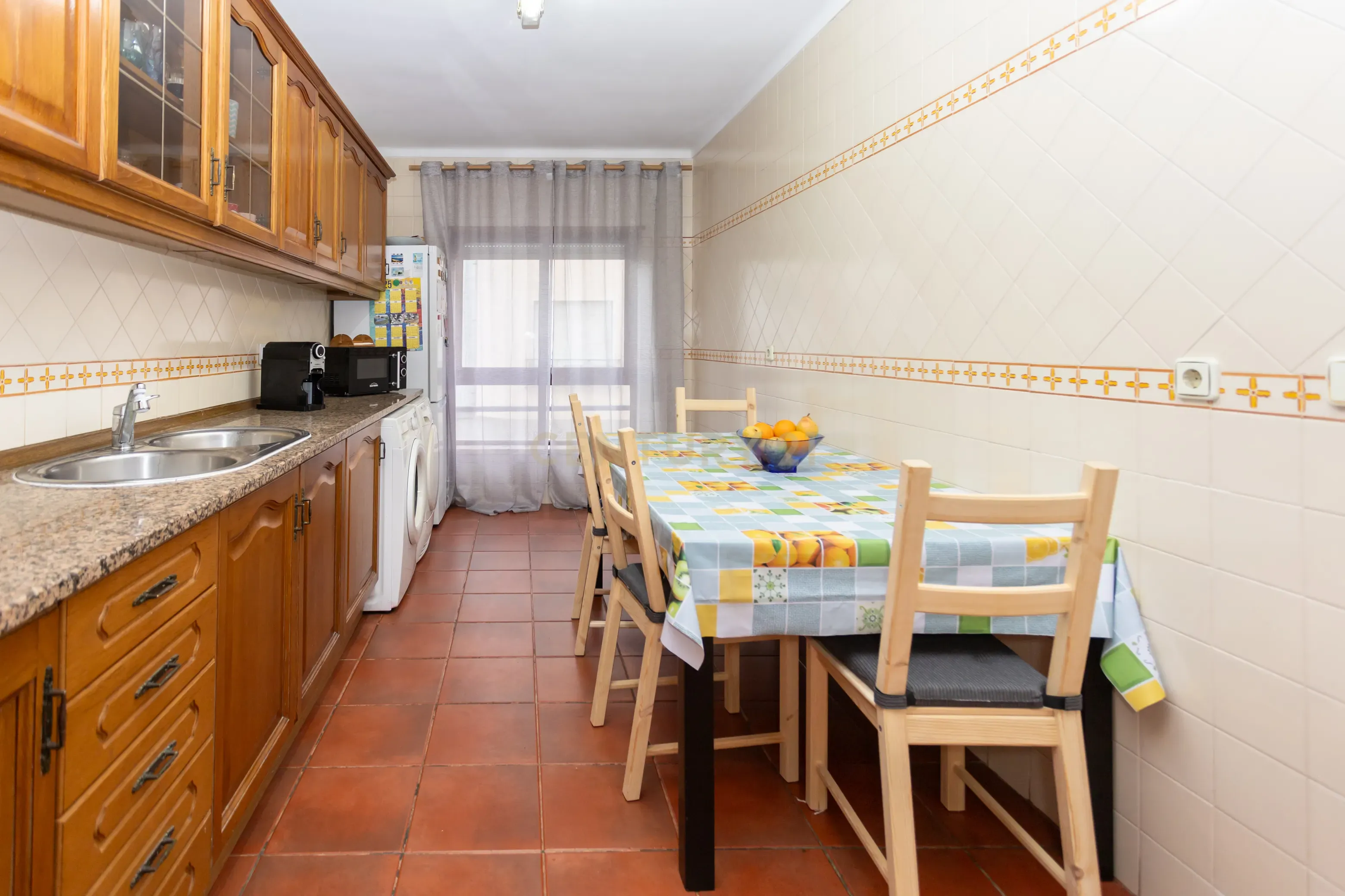 Apartamento T3 em Barreiro - Image 1