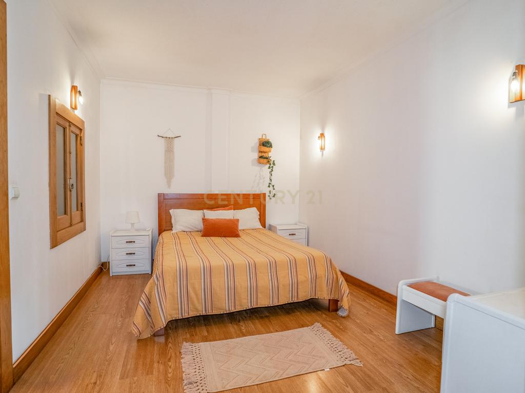 Apartamento T3+1 Duplex| 2 minutos do Centro de Caldas da Rainha - Image 20