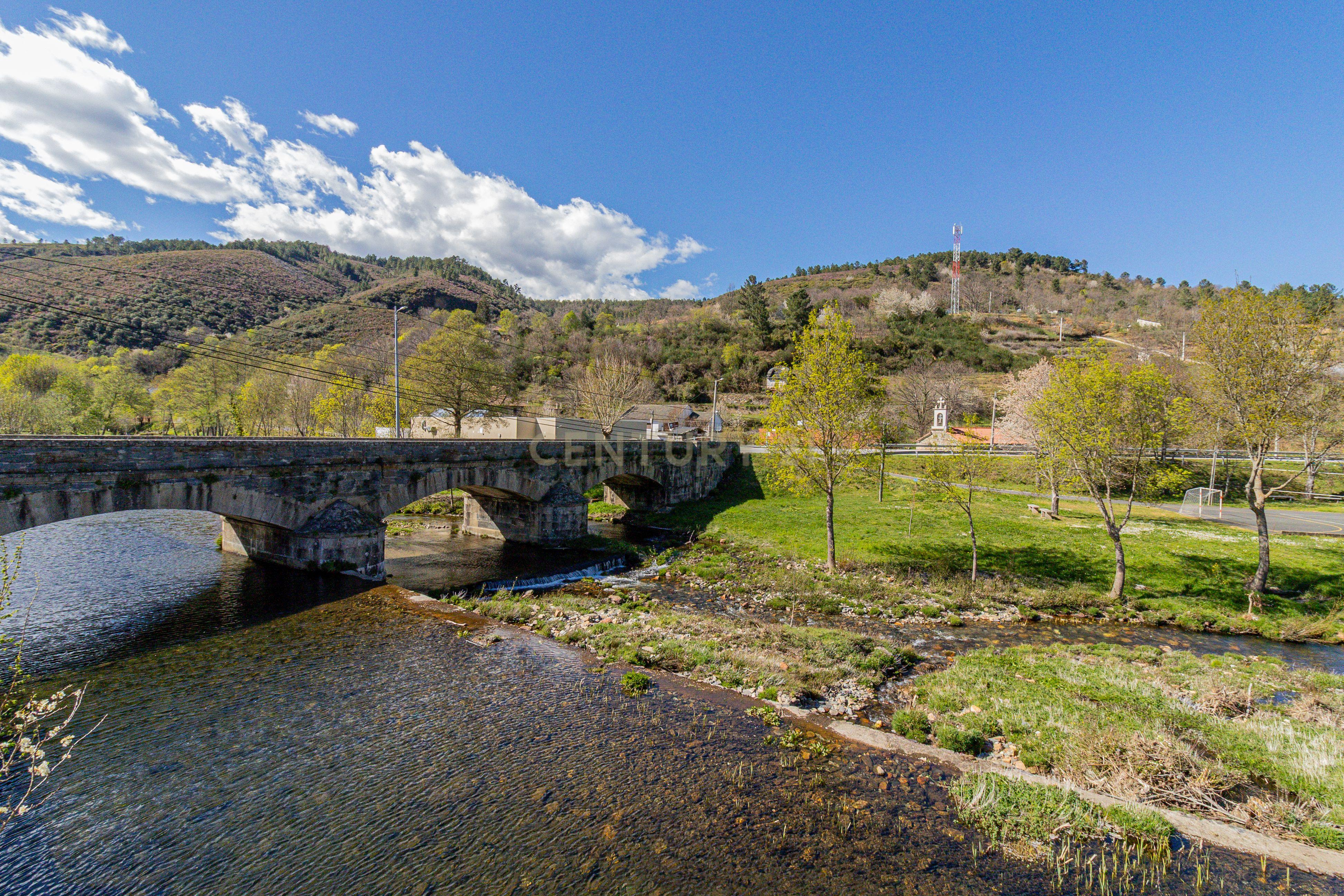 Moradia T5 à venda em França, Bragança — foto 16