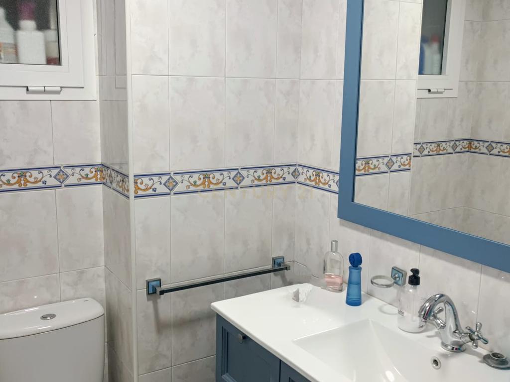 Luxuosa Moradia T4 em Santa Cruz de Tenerife  - Image 8